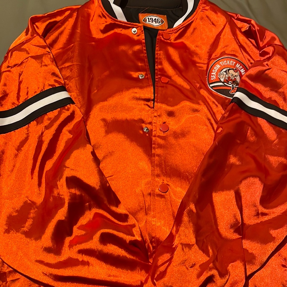 Cleveland Browns season jacket like new beautiful